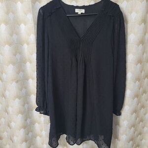 Umgee Black Textured V-Neck Blouse